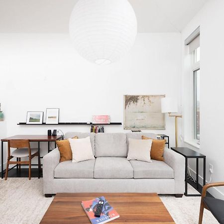 Flexhome Skywalk To Fiserv U4 With Rooftop, Gym, And Parking Milwaukee Exterior foto